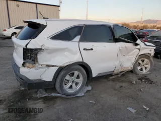 2022 Kia Sorento LX with VIN 5XYRG4LC8NG077202, listed as a Copart auction lot 86316184 with 94,465 mi miles and Salvage Title. Bid and sale history available at carsss.com. Image 3.