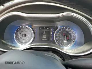 2015 Chrysler 200 Limited z VIN 1C3CCCAB9FN663895, wystawiony jako Copart lot #57824545 z przebiegiem 155 010 mil mil oraz Szkoda całkowita • Salvage title. Historia ofert i sprzedaży dostępna na DreamBid. Obrazek 9.