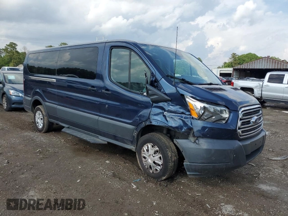 2018 Ford Transit Passenger XL z VIN 1FBZX2YG2JKB39878, wystawiony jako Copart lot #54557905 z przebiegiem 132 974 mil mil oraz Szkoda całkowita • Salvage title. Historia ofert i sprzedaży dostępna na DreamBid. Obrazek 4.