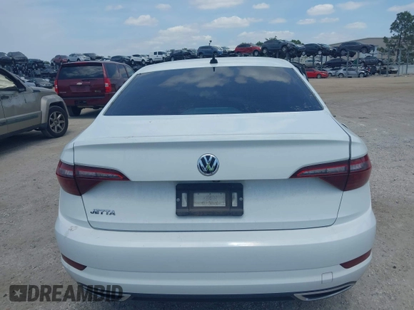 2020 Volkswagen Jetta S z VIN 3VWCB7BU8LM022973, wystawiony jako IAAI lot #42112166 z przebiegiem 49 345 mil mil oraz . Historia ofert i sprzedaży dostępna na DreamBid. Obrazek 16.