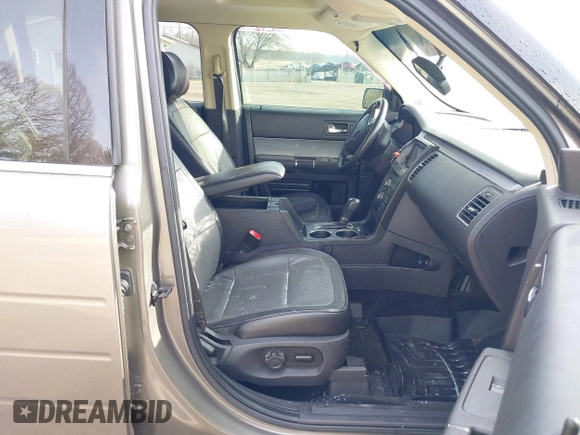 2014 Ford Flex SEL with VIN 2FMHK6C85EBD38724, listed as a IAAI auction lot 41866442 with 147,661 mi miles. Bid and sale history available at carsss.com. Image 5.
