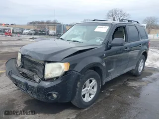2008 Ford Escape Hybrid with VIN 1FMCU59H28KB66264, listed as a IAAI auction lot 41656399 with 259,238 mi miles. Bid and sale history available at carsss.com. Image 2.