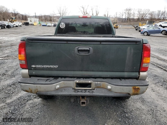 2002 Chevrolet Silverado 1500 LT with VIN 2GCEK19T721290666, listed as a Copart auction lot 48002255 with 220,193 mi miles and Clean Title. Bid and sale history available at carsss.com. Image 6.