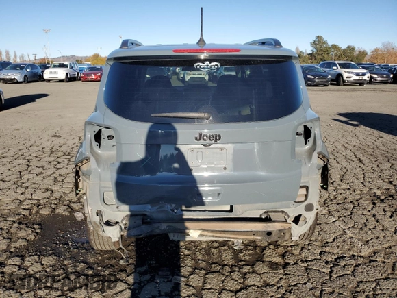 2018 Jeep Renegade Latitude with VIN ZACCJABH8JPH87570, listed as a Copart auction lot 82683804 with 68,273 mi miles and Salvage title. Bid and sale history available at DreamBid. Image 6.