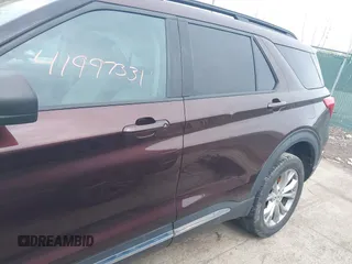 2020 Ford Explorer XLT with VIN 1FMSK8DH9LGA09384, listed as a IAAI auction lot 41997331 with 88,676 mi miles. Bid and sale history available at carsss.com. Image 15.