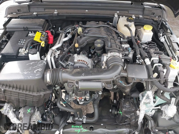 2022 Jeep Gladiator Texas Trail z VIN 1C6HJTAG0NL162804, wystawiony jako IAAI lot #41524087 z przebiegiem 17 652 mil mil oraz . Historia ofert i sprzedaży dostępna na DreamBid. Obrazek 10.