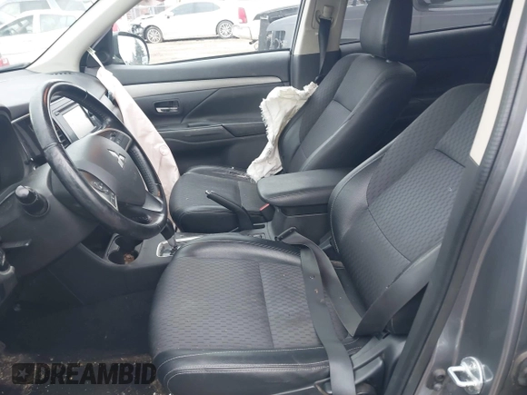 2015 Mitsubishi Outlander SE with VIN JA4AZ3A39FZ007936, listed as a IAAI auction lot 41003206 with 136,017 mi miles and . Bid and sale history available at DreamBid. Image 5.