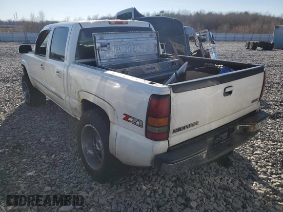 2005 GMC Sierra 1500 SLT z VIN 2GTEK13T451173124, wystawiony jako Copart lot #85948624 z przebiegiem Nie podano mil oraz Szkoda całkowita • Salvage title. Historia ofert i sprzedaży dostępna na DreamBid. Obrazek 3.