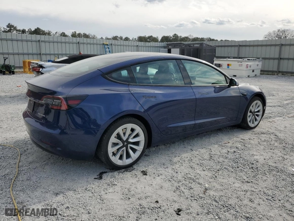 2022 Tesla Model 3 Long Range with VIN 5YJ3E1EB3NF187564, listed as a Copart auction lot 47061175 with 121172 miles and Clean Title. Bid and sale history available at carsss.com. Image 3.