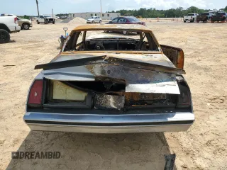1985 Chevrolet Monte Carlo Sport SS с VIN 1G1GZ37GXFR115095, выставлен на аукционе Copart как лот 62680814 с пробегом Не указан миль и На запчасти • Non repairable. История ставок и продаж доступна на DreamBid. Изображение 6.