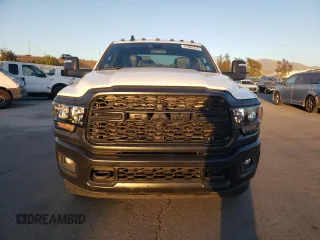 2024 Ram 3500 Tradesman with VIN 3C7WRSCL5RG133172, listed as a Copart auction lot 87965315 with 62,909 mi miles and Salvage Title. Bid and sale history available at carsss.com. Image 5.