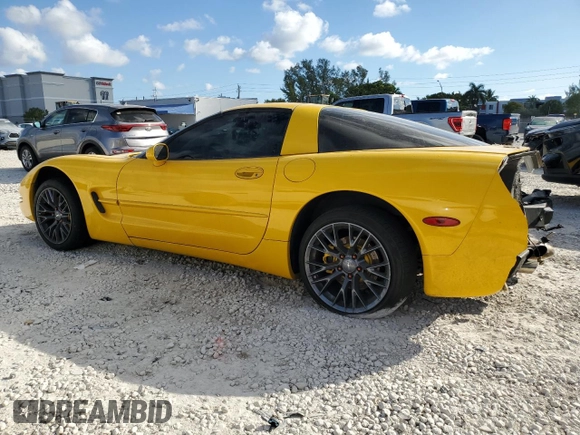 2001 Chevrolet Corvette with VIN 1G1YY22G515128068, listed as a Copart auction lot 44383715 with 71,184 mi miles and Clean Title. Bid and sale history available at carsss.com. Image 2.