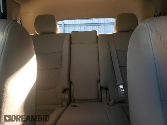 2011 Kia Sorento LX with VIN 5XYKTCA13BG164946, listed as a Copart auction lot 49816605 with 81,404 mi miles and Salvage Title. Bid and sale history available at DreamBid. Image 10.