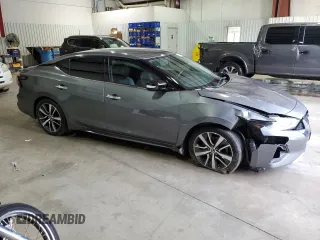 2020 Nissan Maxima SV z VIN 1N4AA6CVXLC369534, wystawiony jako Copart lot #55363295 z przebiegiem 98 438 mil mil oraz Szkoda całkowita • Salvage title. Historia ofert i sprzedaży dostępna na DreamBid. Obrazek 4.