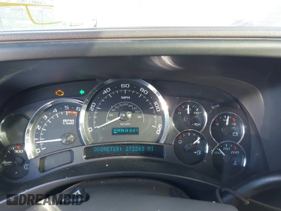 2003 Cadillac Escalade z VIN 1GYEC63T53R146068, wystawiony jako IAAI lot #41634405 z przebiegiem 272 263 mil mil oraz . Historia ofert i sprzedaży dostępna na DreamBid. Obrazek 7.
