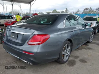 2018 Mercedes-Benz E-Class E 300 with VIN WDDZF4JB7JA337702, listed as a IAAI auction lot 41713178 with 1 mi miles. Bid and sale history available at carsss.com. Image 4.