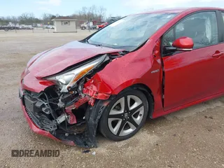 2017 Toyota Prius Two with VIN JTDKARFU8H3527802, listed as a IAAI auction lot 42068099 with 102,152 mi miles. Bid and sale history available at carsss.com. Image 18.
