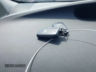 2013 Toyota Prius One z VIN JTDKN3DU1D1655518, wystawiony jako IAAI lot #42007815 z przebiegiem 182 854 mil mil oraz . Historia ofert i sprzedaży dostępna na DreamBid. Obrazek 11.