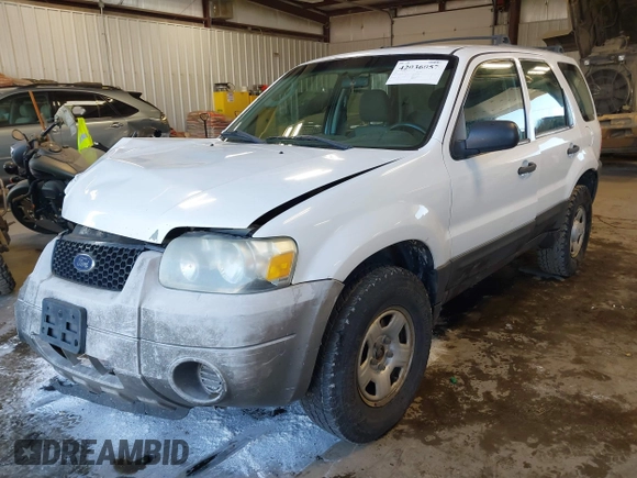 2006 Ford Escape XLS z VIN 1FMCU92Z16KC62653, wystawiony jako IAAI lot #42036057 z przebiegiem 214 465 mil mil oraz . Historia ofert i sprzedaży dostępna na DreamBid. Obrazek 17.