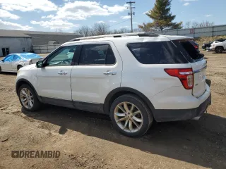 2014 Ford Explorer XLT with VIN 1FM5K8D88EGA10199, listed as a Copart auction lot 52526875 with 207,332 mi miles and Salvage Title. Bid and sale history available at DreamBid. Image 2.