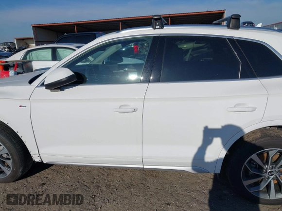 2023 Audi Q5 S line Premium Plus z VIN WA1EAAFY3P2116212, wystawiony jako IAAI lot #41779665 z przebiegiem 32 605 mil mil oraz . Historia ofert i sprzedaży dostępna na DreamBid. Obrazek 14.
