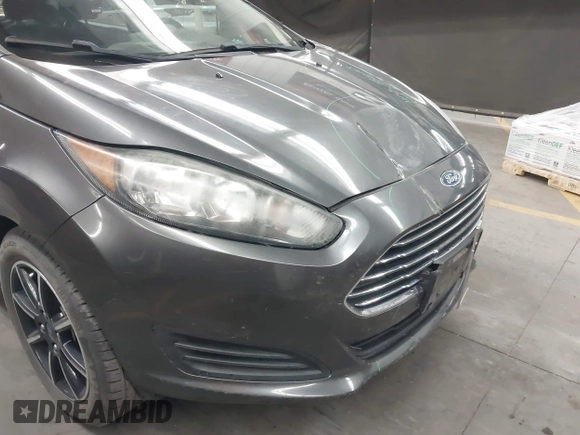 2019 Ford Fiesta SE with VIN 3FADP4EJ1KM127741, listed as a IAAI auction lot 41900480 with 68,392 mi miles. Bid and sale history available at carsss.com. Image 6.