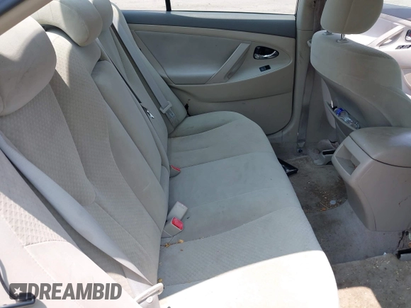 2007 Toyota Camry CE z VIN 4T1BE46K17U186575, wystawiony jako IAAI lot #42492280 z przebiegiem 184 813 mil mil oraz . Historia ofert i sprzedaży dostępna na DreamBid. Obrazek 8.