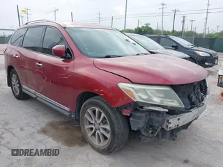 2015 Nissan Pathfinder SV z VIN 5N1AR2MN5FC612886, wystawiony jako IAAI lot #42294058 z przebiegiem 199 896 mil mil oraz . Historia ofert i sprzedaży dostępna na DreamBid. Obrazek 1.