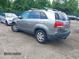 2011 Kia Sorento LX with VIN 5XYKTCA14BG056447, listed as a IAAI auction lot 42212972 with 207,258 mi miles. Bid and sale history available at carsss.com. Image 3.