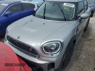2024 MINI Countryman Cooper S with VIN WMZ53BR02R3R90690, listed as a Copart auction lot 74958994 with 0 mi miles and Non Repairable. Bid and sale history available at carsss.com. Image 5.