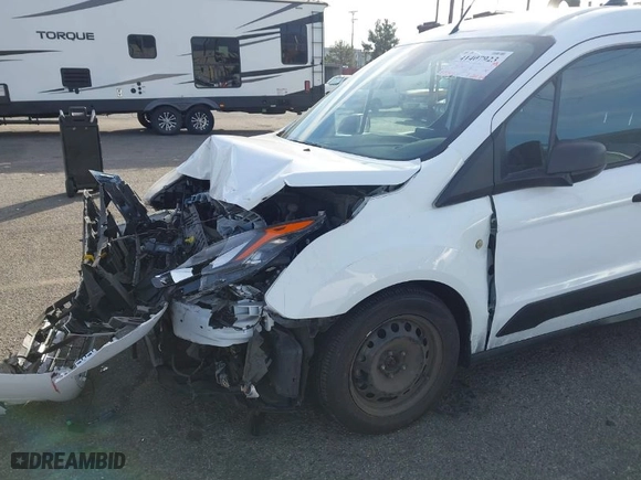2020 Ford Transit Connect Van XLT with VIN NM0LS7F22L1465254, listed as a IAAI auction lot 41407923 with 63,311 mi miles. Bid and sale history available at carsss.com. Image 18.