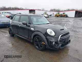 2018 MINI Hardtop 4 Door Cooper S с VIN WMWXU3C58J2F51097, выставлен на аукционе IAAI как лот 41567892 с пробегом 133 542 миль миль и . История ставок и продаж доступна на DreamBid. Изображение 1.