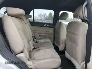 2015 Ford Explorer z VIN 1FM5K8B81FGB17227, wystawiony jako Copart lot #49693295 z przebiegiem 157 391 mil mil oraz Czysty tytuł • Clean title. Historia ofert i sprzedaży dostępna na DreamBid. Obrazek 11.