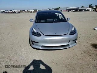 2018 Tesla Model 3 Long Range Battery z VIN 5YJ3E1EB7JF065140, wystawiony jako Copart lot #51916035 z przebiegiem 110 709 mil mil oraz Szkody całkowita. Historia ofert i sprzedaży dostępna na DreamBid. Obrazek 11.