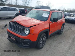 2015 Jeep Renegade Latitude with VIN ZACCJABT9FPB41532, listed as a IAAI auction lot 41977393 with 91,048 mi miles. Bid and sale history available at carsss.com. Image 16.