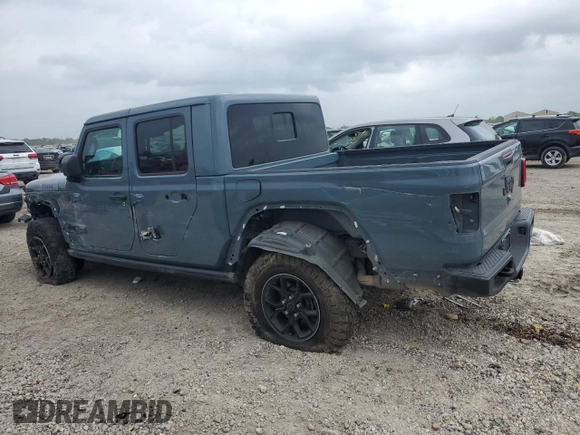 2024 Jeep Gladiator Sport S с VIN 1C6HJTAG1RL131910, выставлен на аукционе Copart как лот 51380125 с пробегом 23 060 миль миль и Списание • Salvage title. История ставок и продаж доступна на DreamBid. Изображение 2.