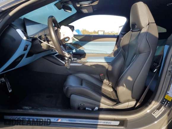 2024 BMW M4 Competition xDrive z VIN WBS43AZ01RCN76220, wystawiony jako Copart lot #88674465 z przebiegiem 11 742 mil mil oraz Nie do naprawy • Non repairable. Historia ofert i sprzedaży dostępna na DreamBid. Obrazek 7.