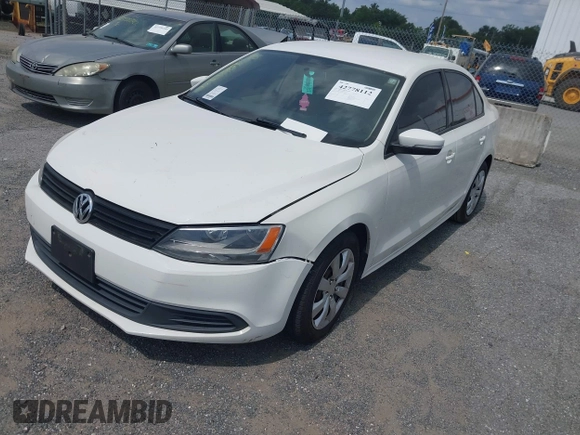 2012 Volkswagen Jetta SE с VIN 3VWDP7AJXCM311284, выставлен на аукционе IAAI как лот 42778112 с пробегом Не указан миль и . История ставок и продаж доступна на DreamBid. Изображение 2.