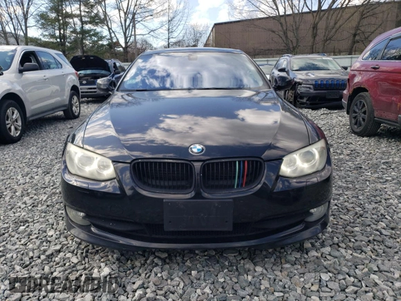 2011 BMW 3 Series 335i xDrive с VIN WBAKF9C51BE262129, выставлен на аукционе Copart как лот 52133195 с пробегом 99 942 миль миль и Чистый • Clean title. История ставок и продаж доступна на DreamBid. Изображение 5.