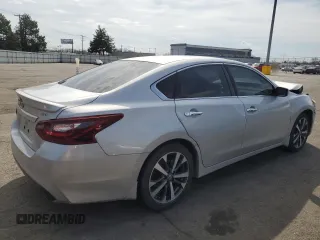 2017 Nissan Altima SR z VIN 1N4AL3AP9HN353415, wystawiony jako Copart lot #50863795 z przebiegiem 112 315 mil mil oraz Szkoda całkowita • Salvage title. Historia ofert i sprzedaży dostępna na DreamBid. Obrazek 3.