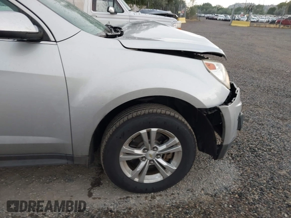 2010 Chevrolet Equinox LT w/1LT with VIN 2CNALDEW4A6411521, listed as a IAAI auction lot 40063590 with 111,241 mi miles. Bid and sale history available at carsss.com. Image 18.