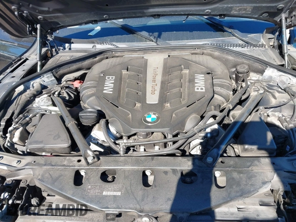 2014 BMW 7 Series ALPINA B7 with VIN WBAYE8C54ED135280, listed as a IAAI auction lot 41808186 with 76,786 mi miles. Bid and sale history available at carsss.com. Image 10.