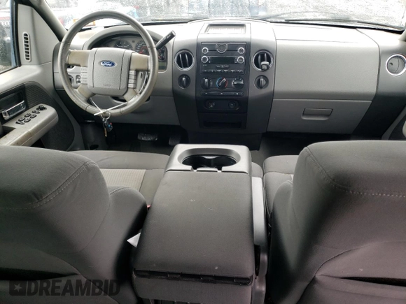 2008 Ford F-150 XLT z VIN 1FTPW045X8KB69171, wystawiony jako Copart lot #60268425 z przebiegiem 177 243 mil mil oraz Czysty tytuł • Clean title. Historia ofert i sprzedaży dostępna na DreamBid. Obrazek 8.