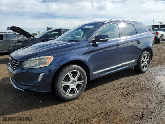 2015 Volvo XC60 T6 Platinum with VIN YV4902RM7F2654030, listed as a Copart auction lot 50180755 with 176,401 mi miles and Salvage Title. Bid and sale history available at carsss.com. Image 1.