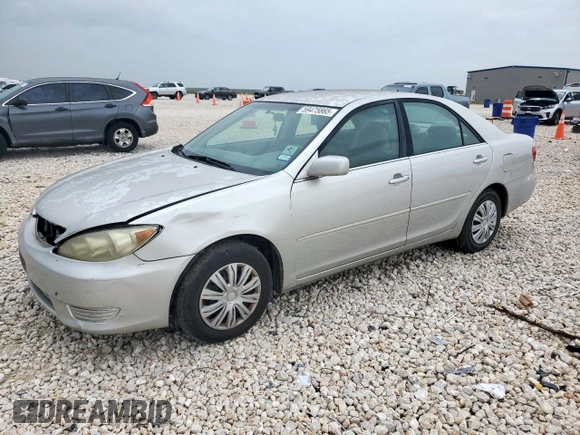 2006 Toyota Camry STD z VIN 4T1BE32K76U689932, wystawiony jako Copart lot #59475865 z przebiegiem 328 346 mil mil oraz Szkoda całkowita • Salvage title. Historia ofert i sprzedaży dostępna na DreamBid. Obrazek 1.