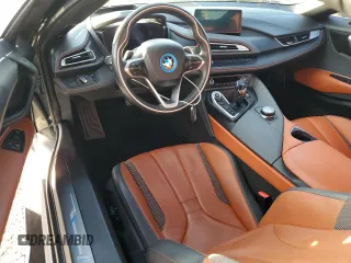 2019 BMW i8 z VIN WBY2Z6C5XK7D69288, wystawiony jako Copart lot #73712474 z przebiegiem 20 844 mil mil oraz Nie do naprawy • Non repairable. Historia ofert i sprzedaży dostępna na DreamBid. Obrazek 8.