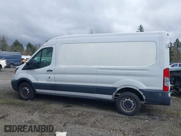 2018 Ford Transit с VIN 1FTBW2CM9JKA90627, выставлен на аукционе IAAI как лот 41648902 с пробегом 54 963 миль миль и . История ставок и продаж доступна на DreamBid. Изображение 14.