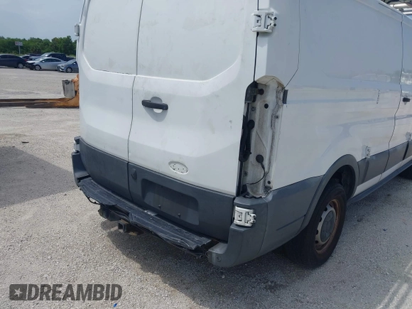 2015 Ford Transit Cargo with VIN 1FTNR1ZM9FKA50724, listed as a IAAI auction lot 42506872 with 155,117 mi miles and . Bid and sale history available at DreamBid. Image 20.