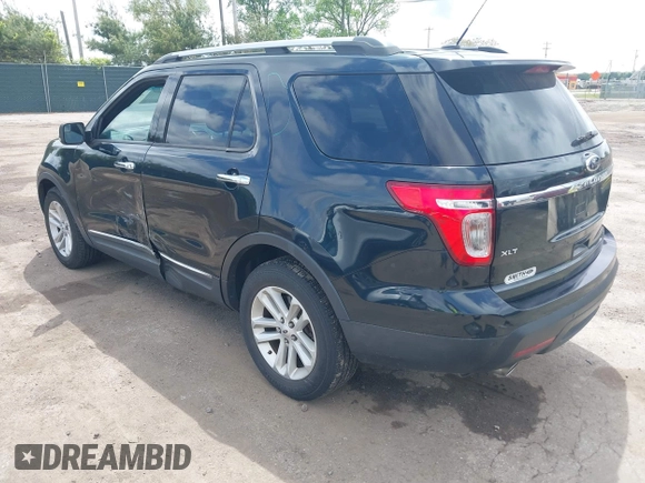 2014 Ford Explorer XLT with VIN 1FM5K7D8XEGB39085, listed as a IAAI auction lot 42326550 with 168,261 mi miles and . Bid and sale history available at DreamBid. Image 3.