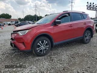 2017 Toyota RAV4 LE z VIN JTMBFREV8HJ158608, wystawiony jako Copart lot #62185475 z przebiegiem Nie podano mil oraz Szkoda całkowita • Salvage title. Historia ofert i sprzedaży dostępna na DreamBid. Obrazek 1.